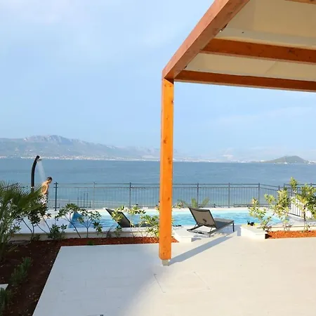Beachfront Lemonade Ii *